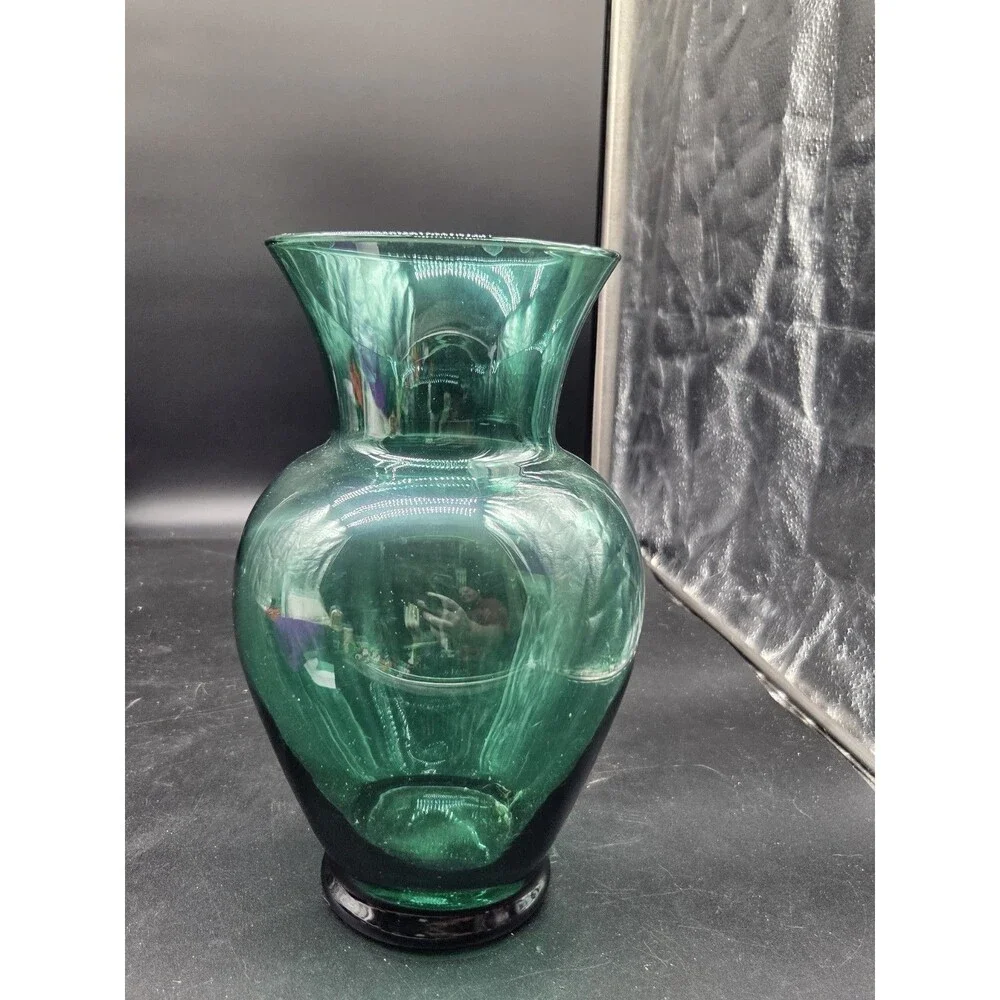 Green Blown Glass Vase Vintage 10.5 Inches